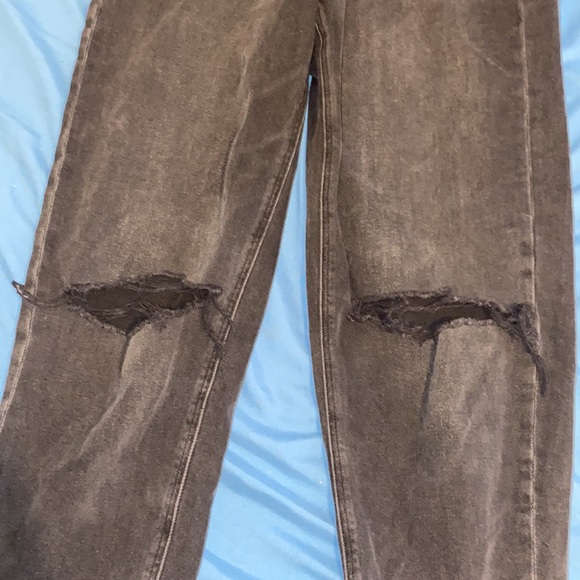 Black American Eagle high waist mom distressed boot cut jeans - Picture 12 of 12